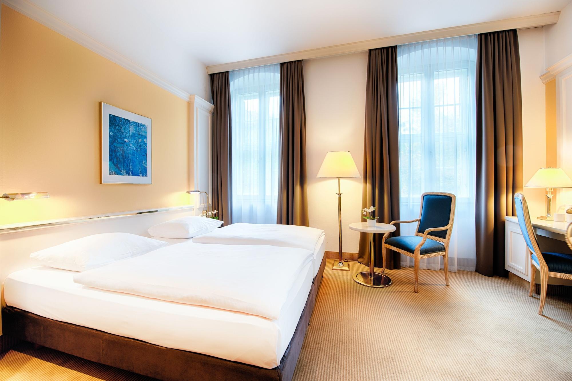 Welcome Hotel Residenzschloss Bamberg Bagian luar foto