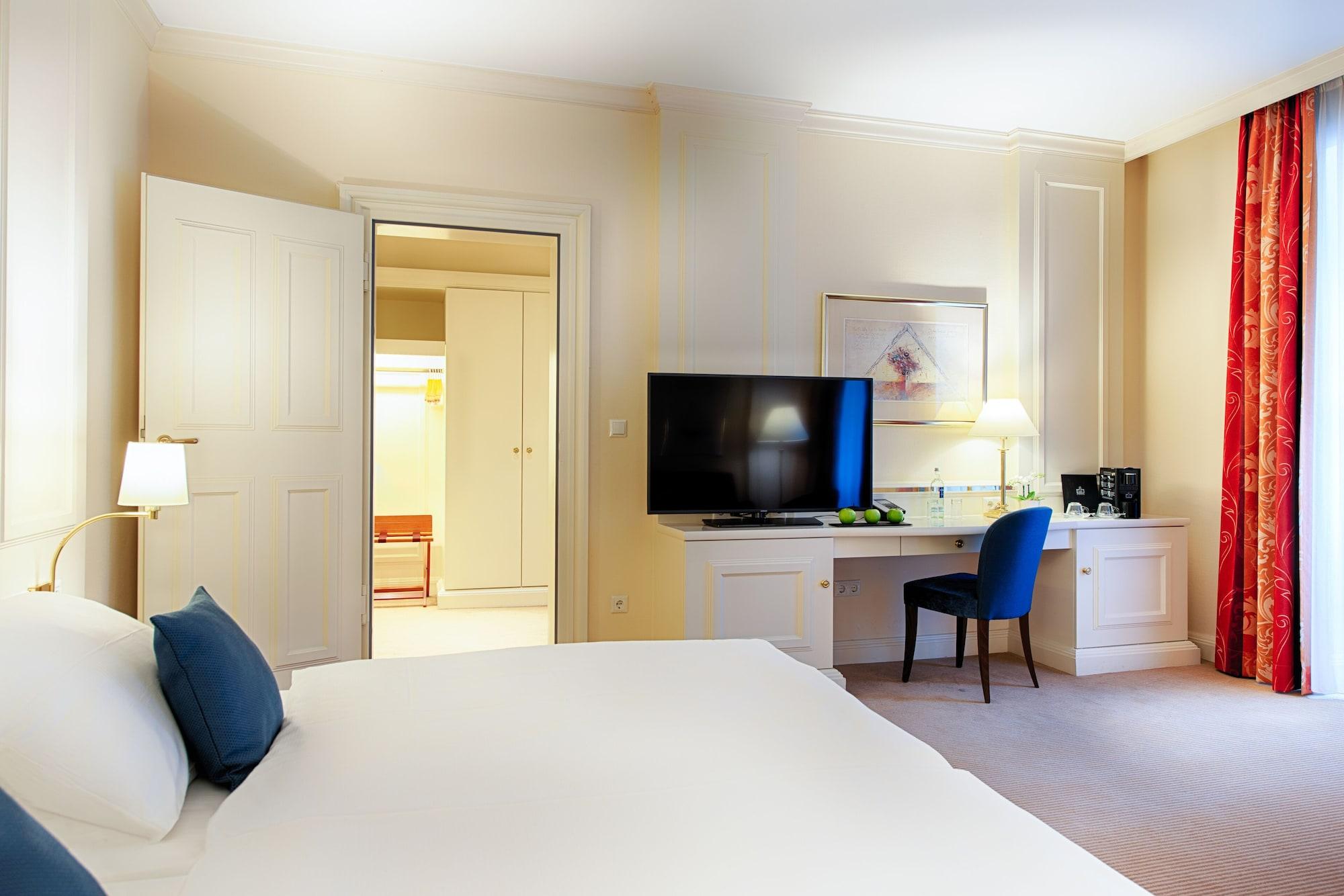 Welcome Hotel Residenzschloss Bamberg Bagian luar foto