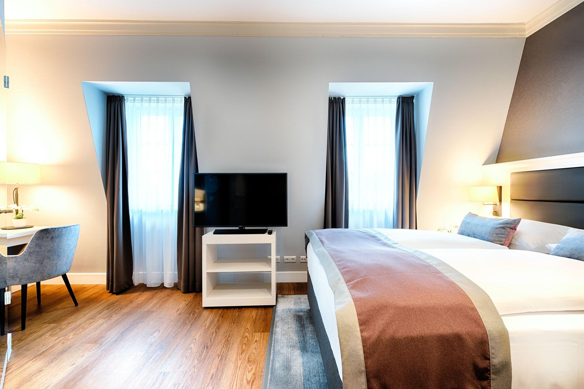 Welcome Hotel Residenzschloss Bamberg Bagian luar foto