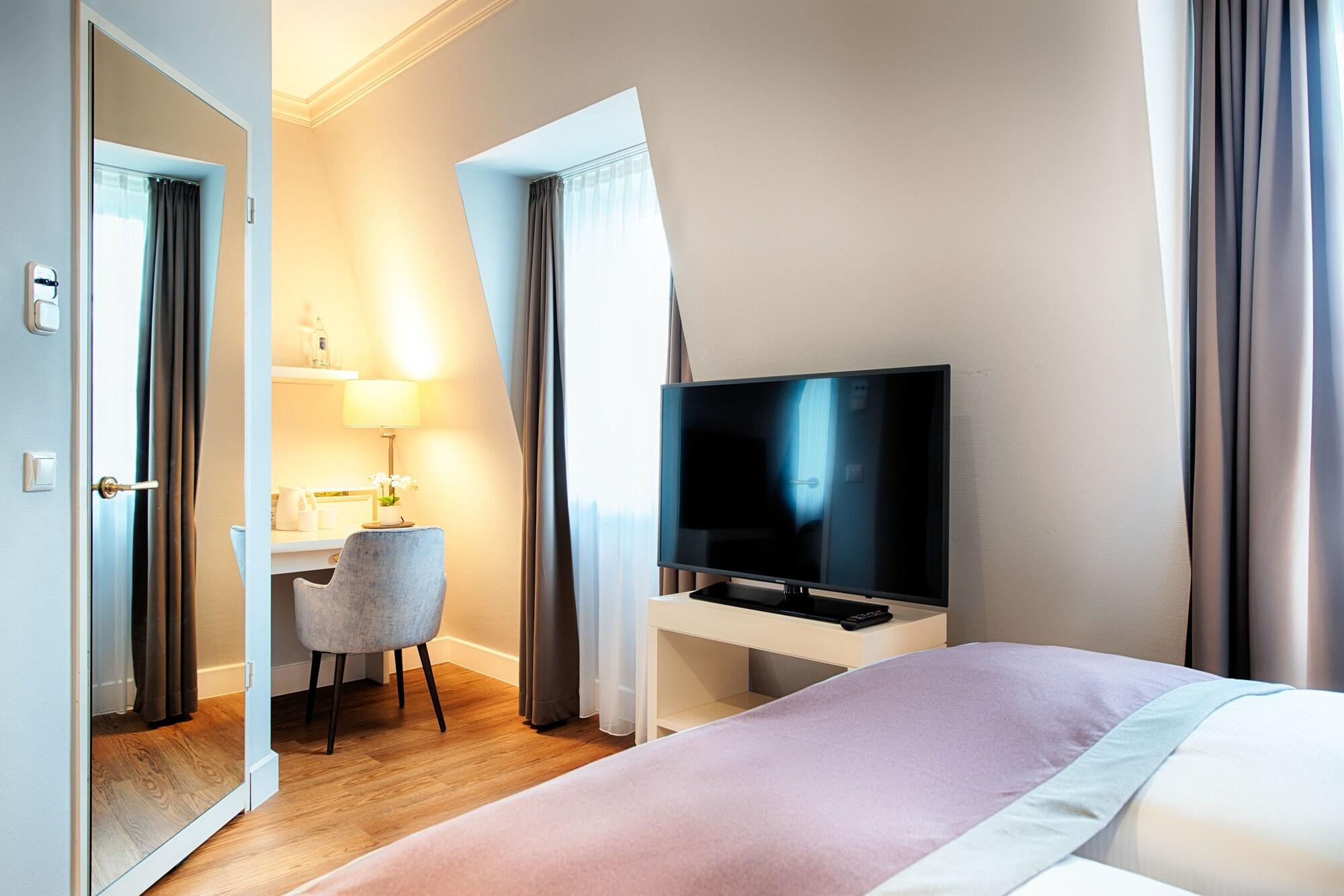 Welcome Hotel Residenzschloss Bamberg Bagian luar foto