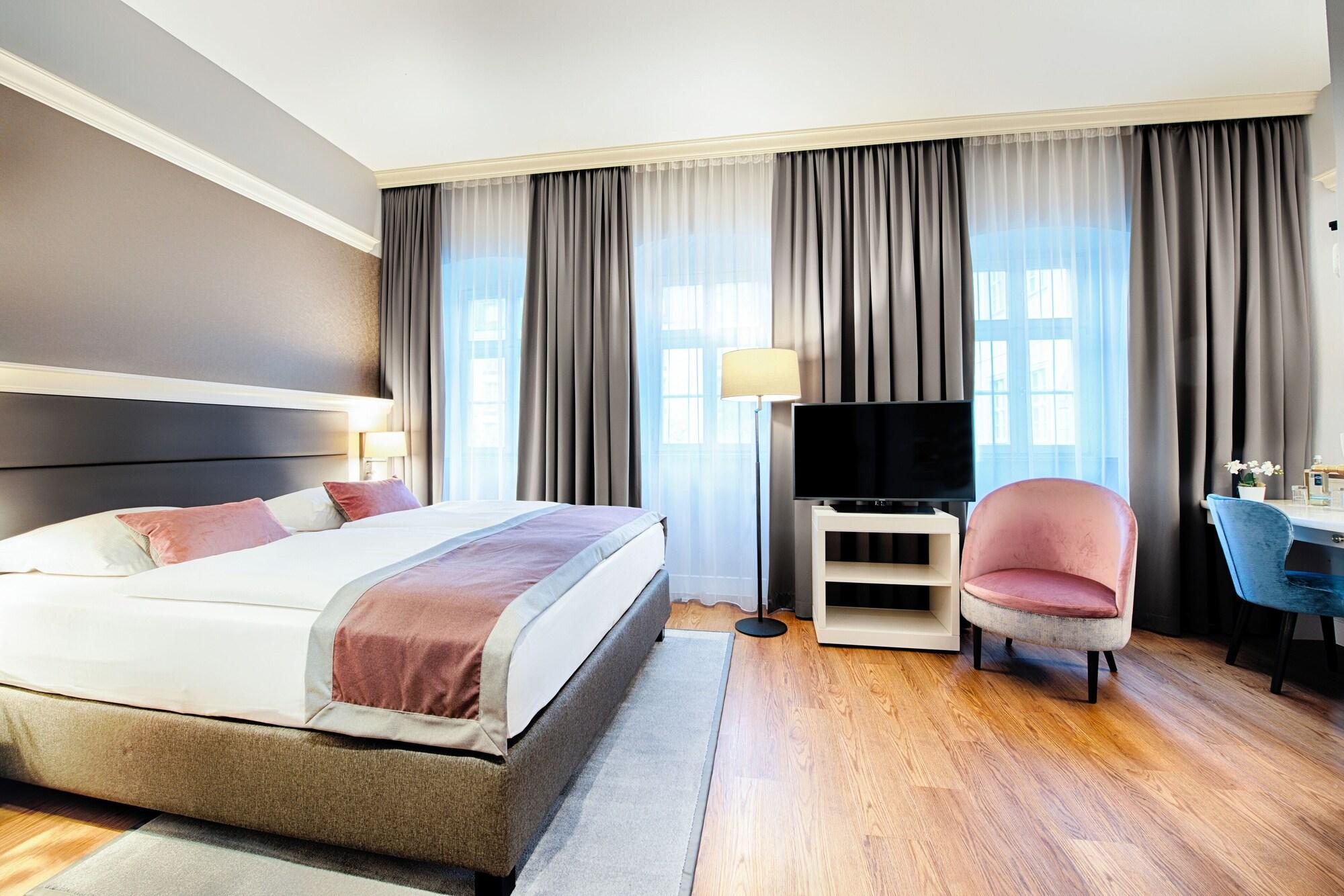Welcome Hotel Residenzschloss Bamberg Bagian luar foto