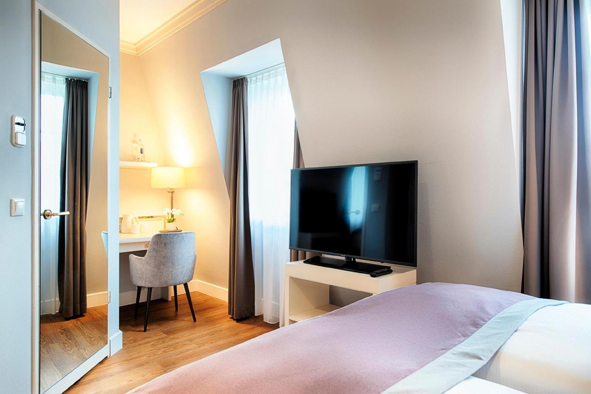 Welcome Hotel Residenzschloss Bamberg Bagian luar foto