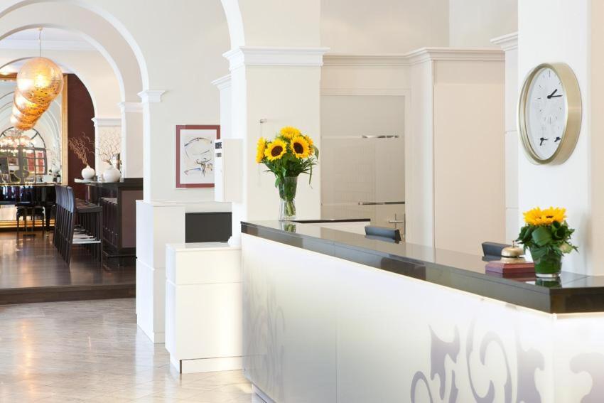 Welcome Hotel Residenzschloss Bamberg Bagian luar foto